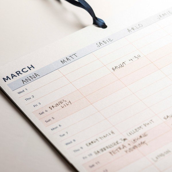 Calendar de perete de familie - Busy B-image-1