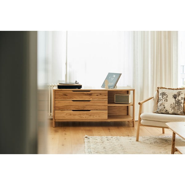 Comodă în culoare naturală joasă din lemn   de stejar 140x64 cm Twig – The Beds-image-4