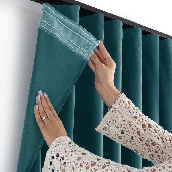 Draperie în culoarea petrolului dimout (semi-opacă) din catifea 530x250 cm Velto – Filumi-image-3