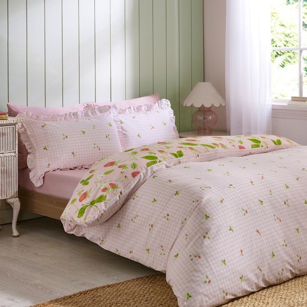 Lenjerie de pat roz pentru pat dublu cu 3 piese 200x200 cm Strawberry Frills – Catherine Lansfield-image-3