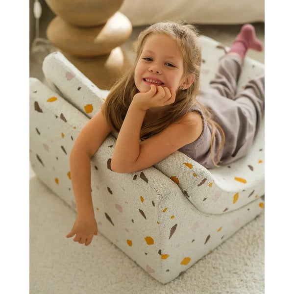 Fotoliu de copii alb cu tapițerie din țesătură bouclé/cu tapițerie din chenille Terrazzo Moon – Wigiwama-image-3