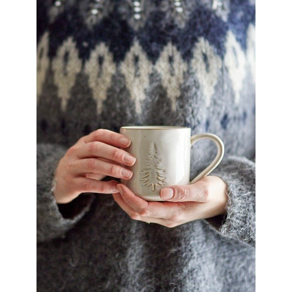 Ceașcă crem din gresie ceramică 300 ml  cu model de Crăciun Winter – Bloomingville-image-1