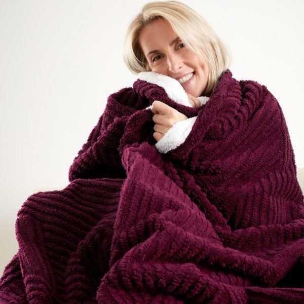 Cuvertură violetă 230x220 cm Heat Buddy Super Thermal – Catherine Lansfield-image-2