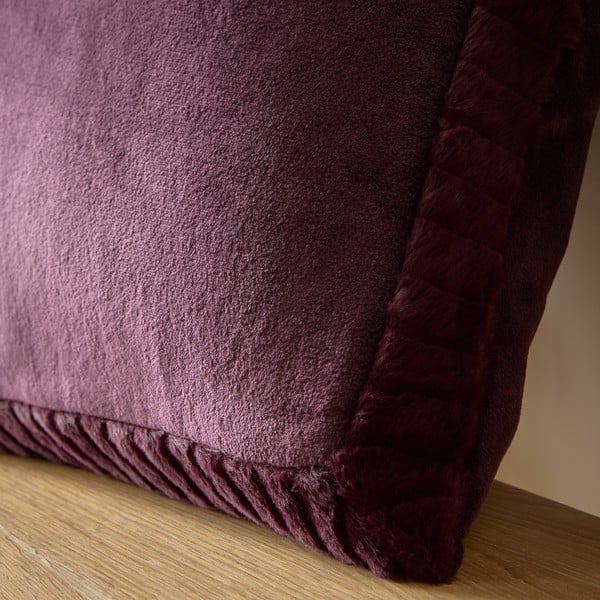 Pernă decorativă din micropluș/cocolino 55x55 cm Velvet and Faux Fur – Catherine Lansfield-image-2
