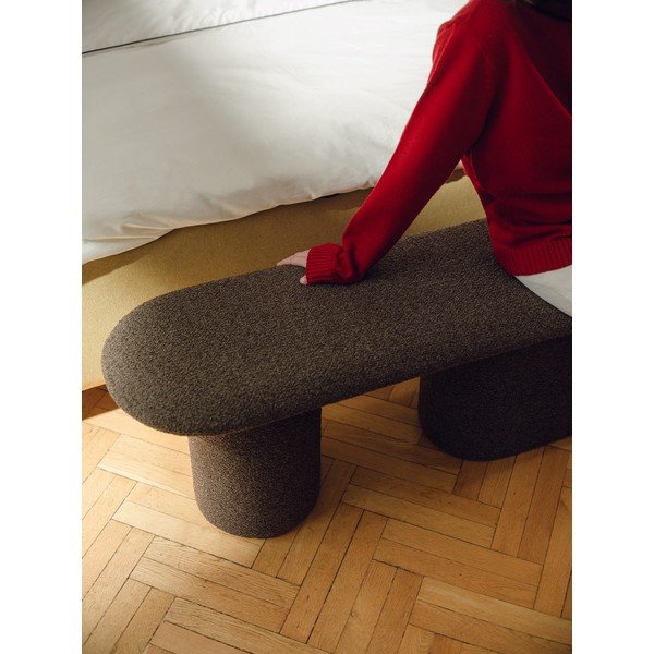 Bancă maro capitonată cu tapițerie din țesătură bouclé Rull – noo.ma-image-1