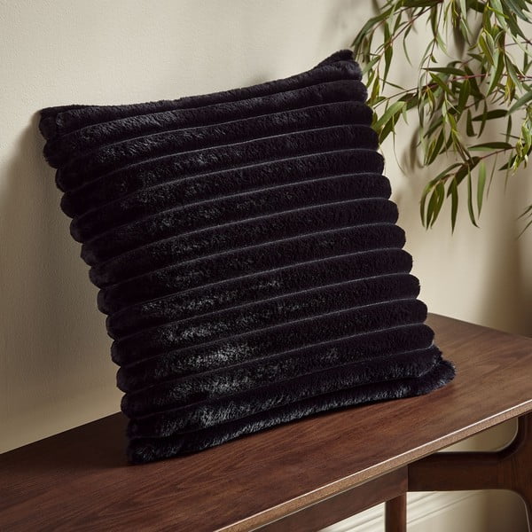 Pernă decorativă din micropluș/cocolino 45x45 cm Cosy Ribbed – Catherine Lansfield-image-1