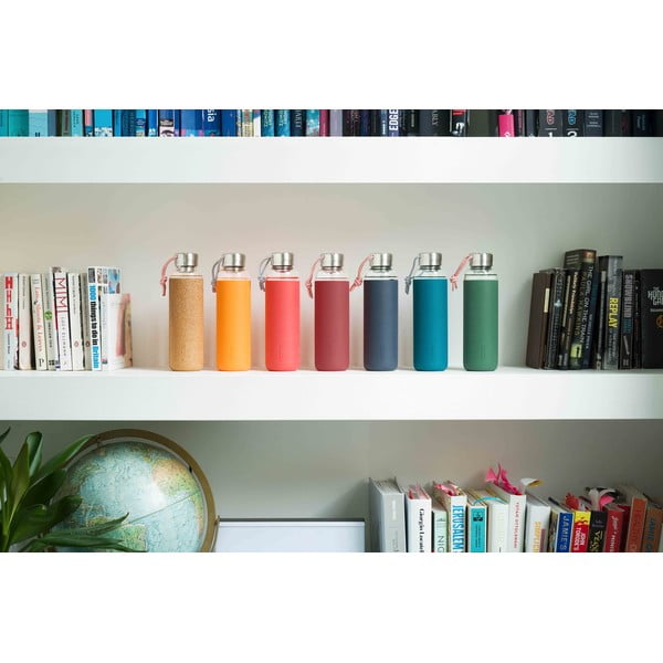 Sticlă pentru apă cu husă din silicon Black + Blum G-Bottle, 600 ml, bej-image-4