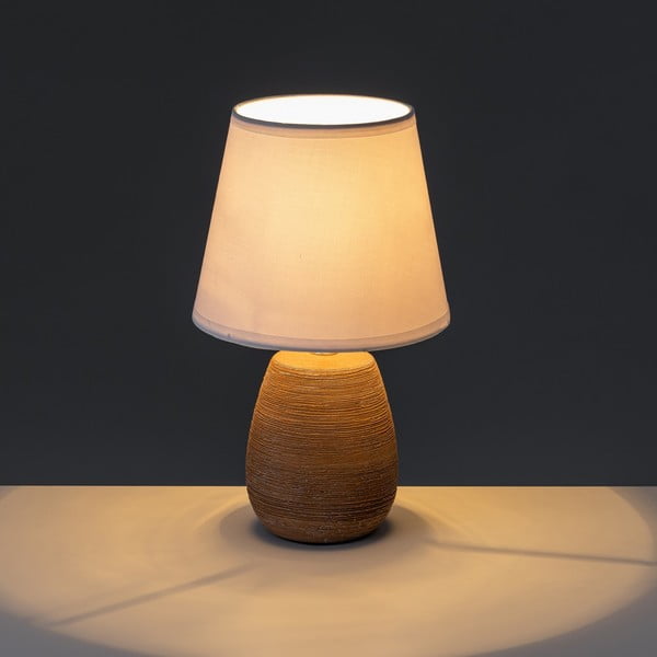 Veioză maro din ceramică cu abajur textil (înălțime 27,5 cm) – Casa Selección-image-1