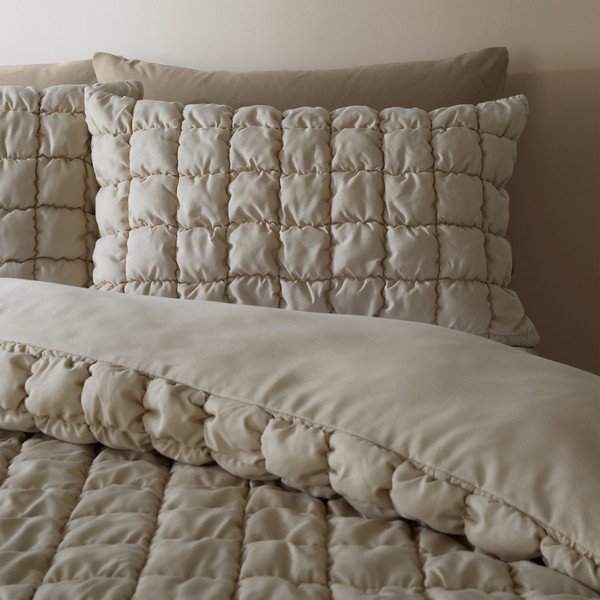 Lenjerie de pat bej pentru pat dublu 200x200 cm Puffer – Catherine Lansfield-image-1