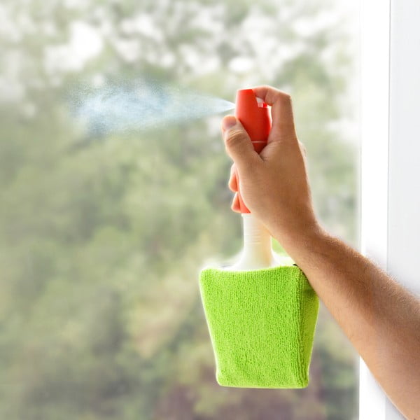 Curățător manual de fereastră cu dispenser InnovaGoods