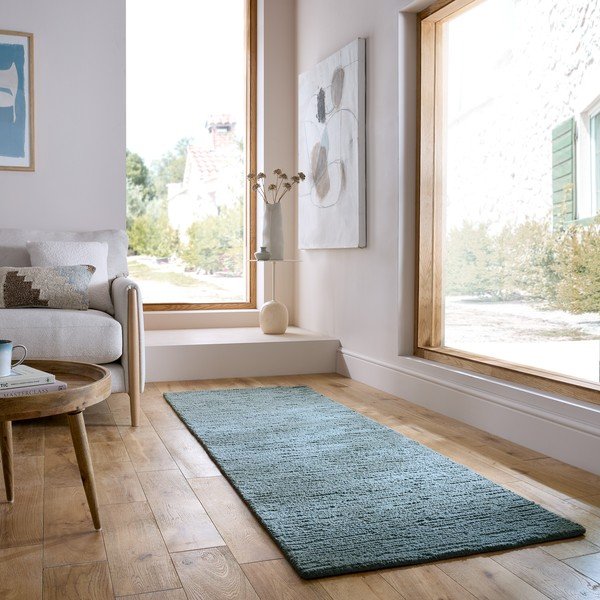 Covor tip traversă albastru prăfuit țesut manual din lână 80x230 cm Harris Boucle – Flair Rugs-image-1