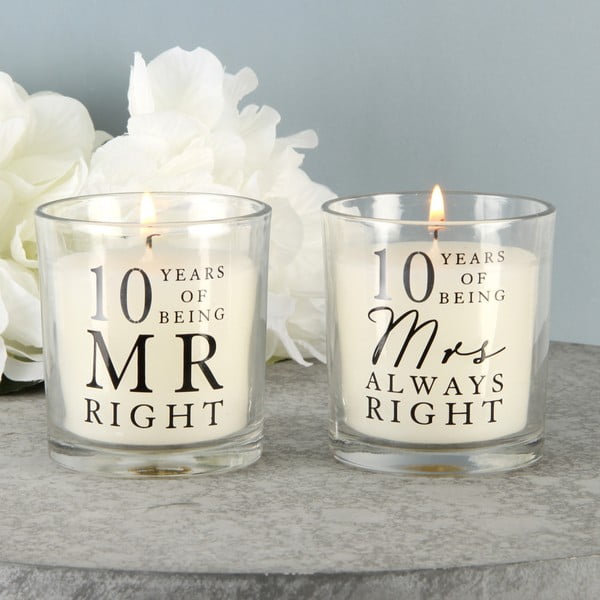 Set 2 lumânări cu aromă de bumbac pentru aniversarea a 10 ani Amore Mr. Right and Mrs. Always Right, 18 ore ardere