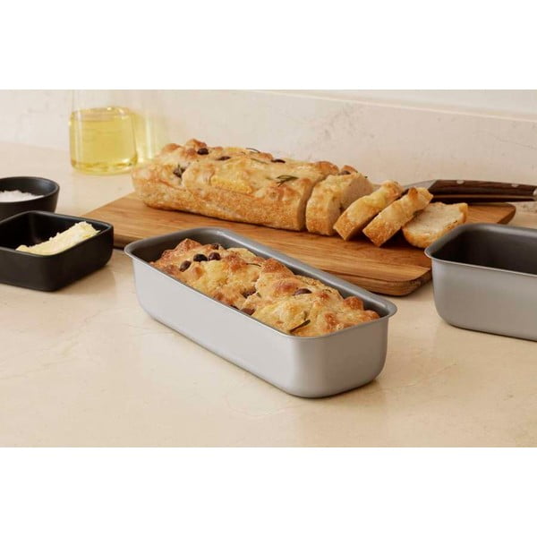 Formă de aluminiu pentru prăjituri/pâine 1,7 l Professional - Eva Solo-image-1