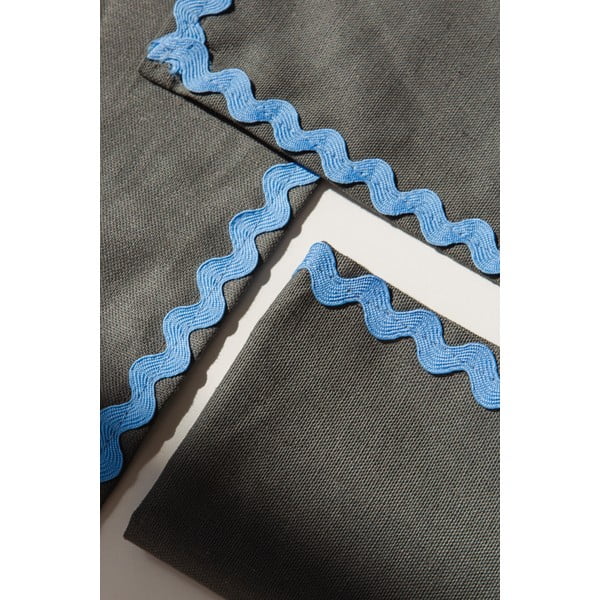 Suporturi pentru farfurii din material textil 2 buc. 35x50 cm Wavy – Really Nice Things-image-2