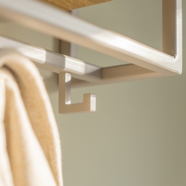 Cuier de perete în culoare naturală/taupe cu raft din lemn de stejar 118 cm School – Spinder Design-image-3