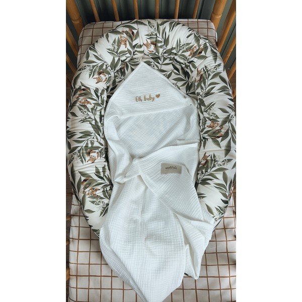 Prosop cu glugă pentru copii alb din muselină 85x85 cm Muslin – Malomi Kids-image-1