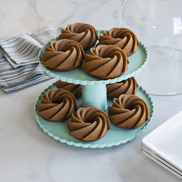 Platou supraetajat cu capac Nordic Ware-image-3