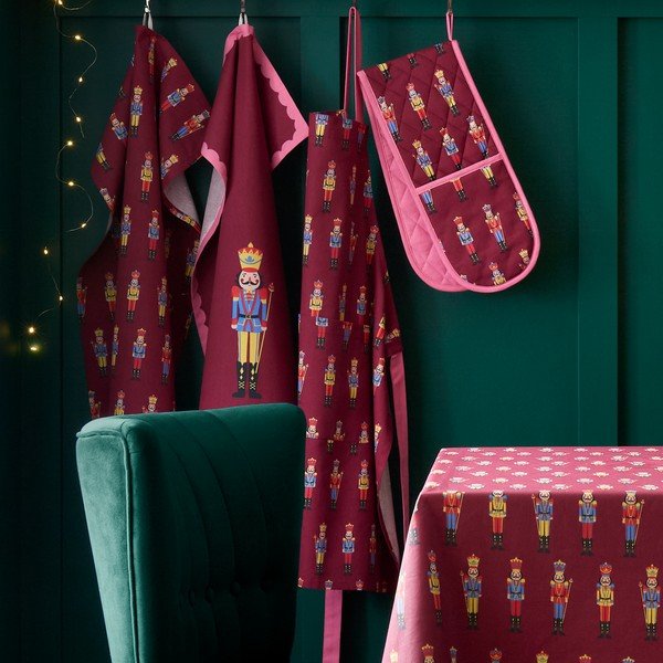 Șorț din bumbac  cu model de Crăciun Christmas Nutcracker – Catherine Lansfield-image-2