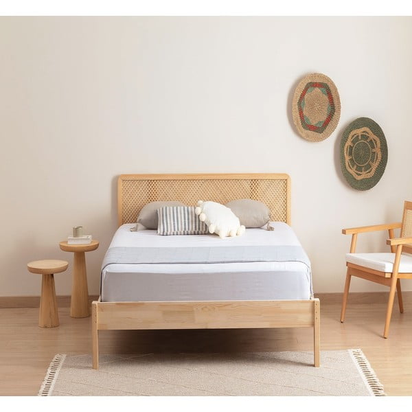 Pat în culoare naturală din lemn de molid cu somieră 90x200 cm Izabelya – Kalune Design-image-2