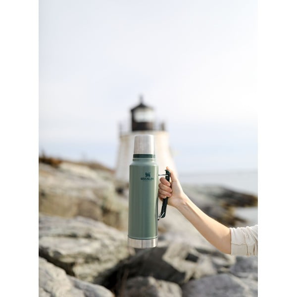 Termos verde din oțel inoxidabil 1 l Legendary Classic Hammer Tone Green – Stanley-image-1