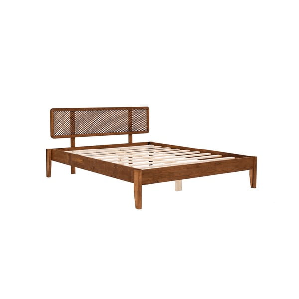 Pat matrimonial în culoare naturală/maro închis din lemn de molid cu somieră 180x200 cm Izabelya – Kalune Design