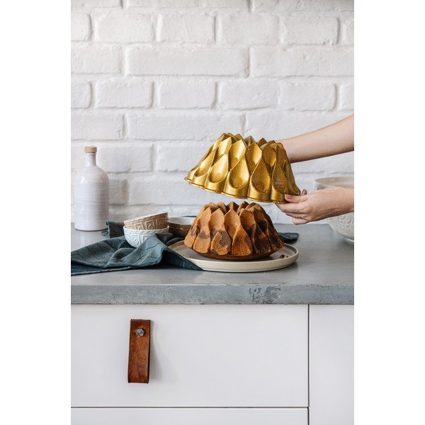 Formă de copt din aluminiu turnat Bonami Selection Volcania, auriu-image-3