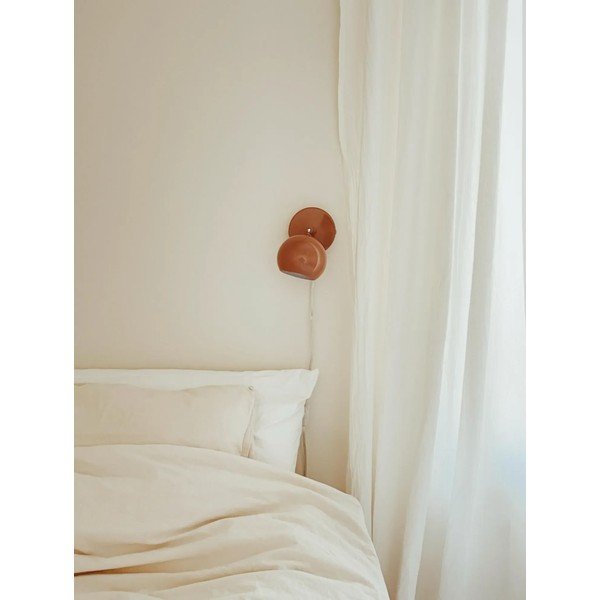 Aplică de perete maro cu alimentare la priză Pop – Markslöjd-image-1