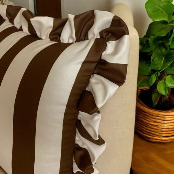 Față de pernă 45x45 cm Ruffled – Mila Home-image-2