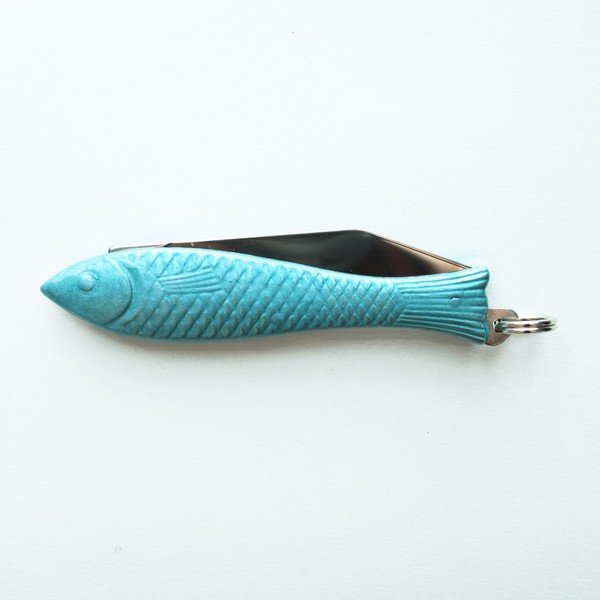 Briceag cehesc peștișor by Alexandra Dětinska, albastru deschis sidefat-image-1