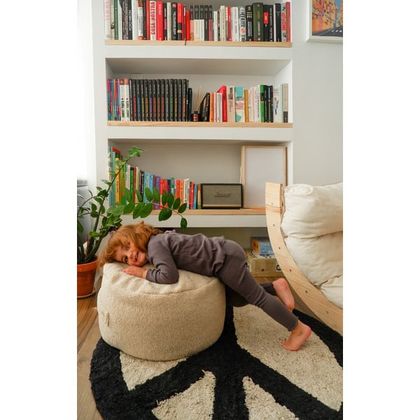 Puf de copii bej cu tapițerie din stofă bouclé Cream – Really Nice Things-image-2