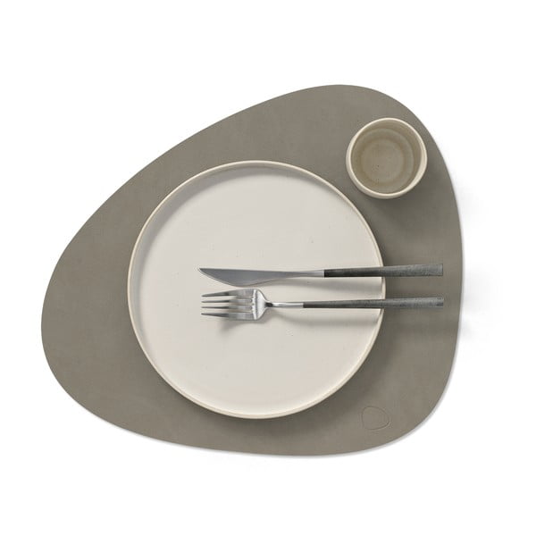 Suport pentru farfurii din piele ecologică 37x44 cm Curve L Nupo – LIND DNA-image-1