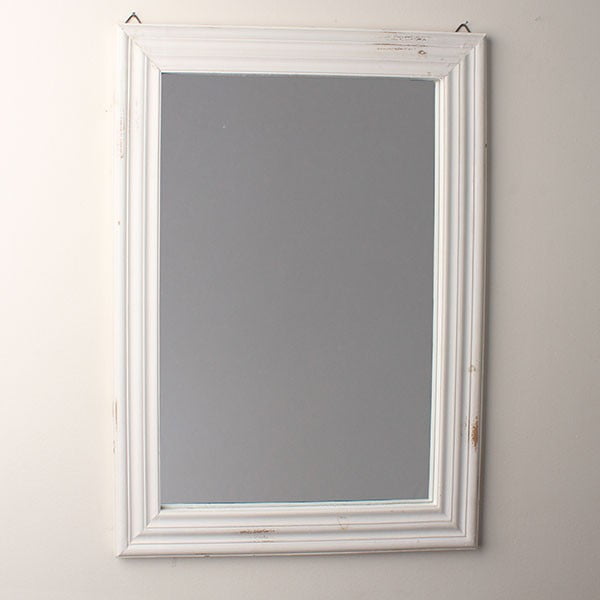 Oglindă cu ramă din lemn Dakls, 56 x 76 cm, alb