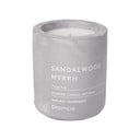 Lumânare parfumată din ceară de soia cu aromă de santal și smirnă Blomus Fraga