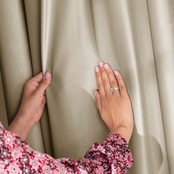 Draperie maro/bej dimout (semi-opacă) din catifea 140x270 cm Pleat – Restilo-image-4