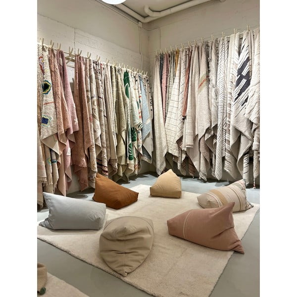 Fotoliu puf pentru copii roz prăfuit Cleo Vintage Nude – Lorena Canals-image-3