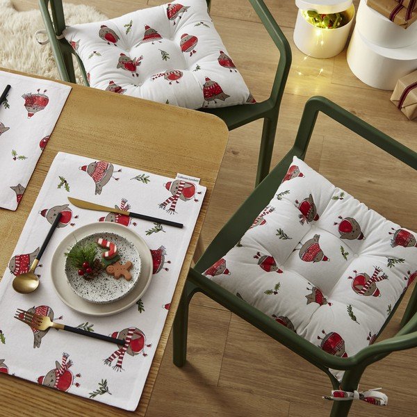 Perne de scaun 2 buc. 40x40 cm  cu model de Crăciun Christmas Robins – Catherine Lansfield-image-1