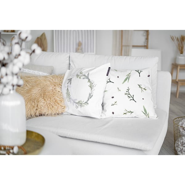 Față de pernă 45x45 cm  cu model de Crăciun Delicate Green – Butter Kings-image-1