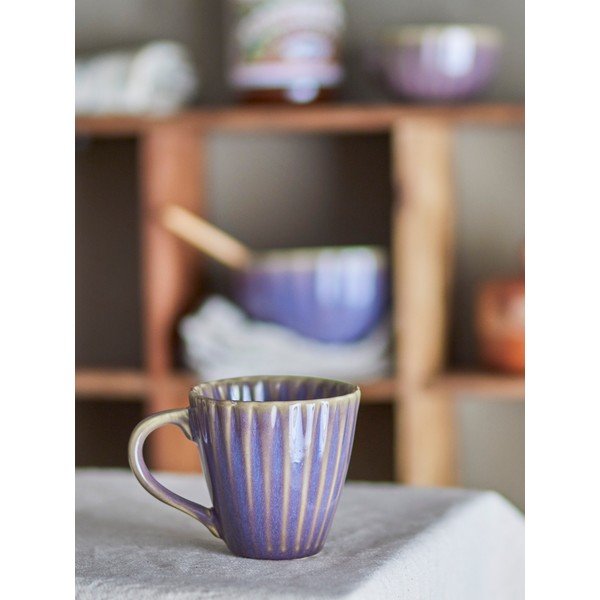 Cană violetă din gresie ceramică 220 ml Latina – Bloomingville-image-1