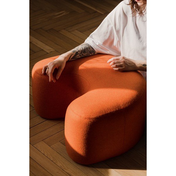 Puf teracotă cu tapițerie din lână Ü – noo.ma-image-1