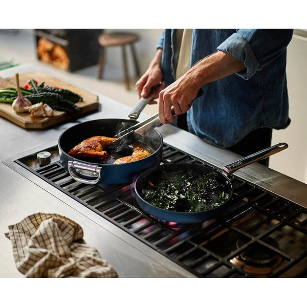 Tigăi cu suprafață ceramică 2 buc. Space – Joseph Joseph-image-1