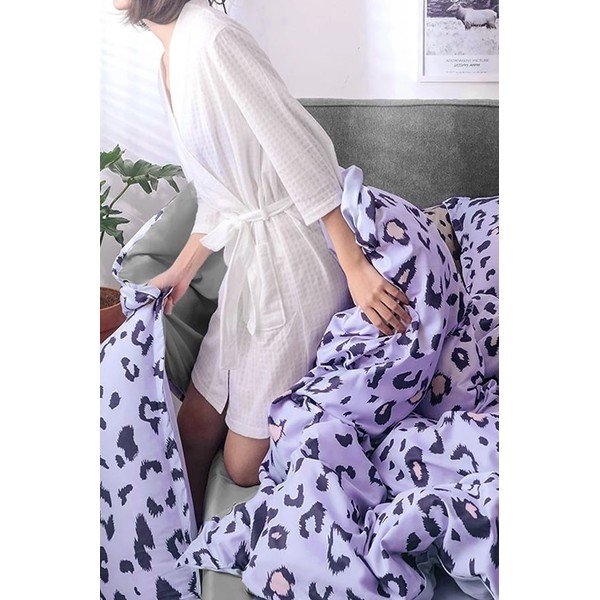 Lenjerie de pat mov din bumbac pentru pat dublu/extinsă cu cearceaf inclus/cu 4 piese 200x220 cm Leopard – Mila Home-image-1