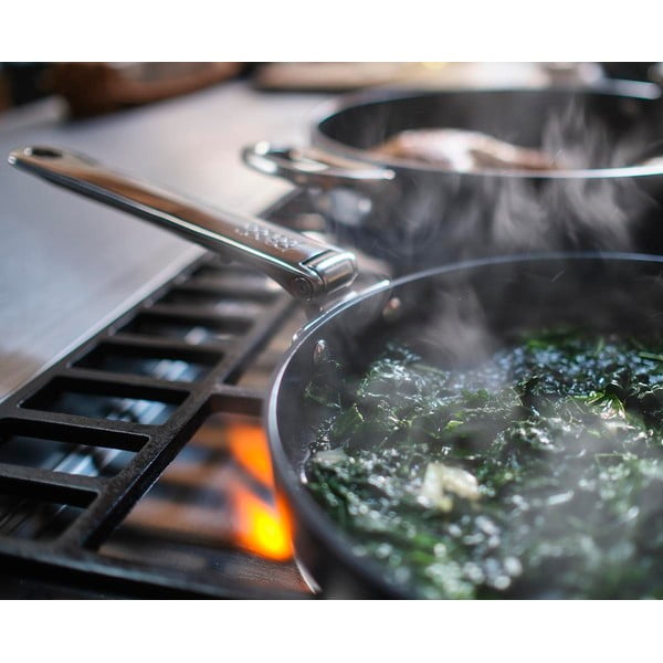 Tigăi cu suprafață ceramică 2 buc. Space – Joseph Joseph-image-4