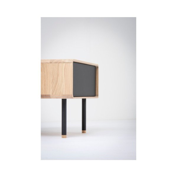 Noptieră din lemn de stejar cu sertar negru Gazzda Fina-image-4