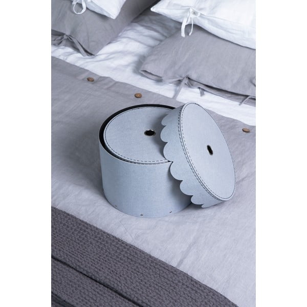 Cutii de depozitare gri-deschis 2 buc. din carton cu capac ø 26x17,5 cm Wilma – Bigso Box of Sweden-image-2