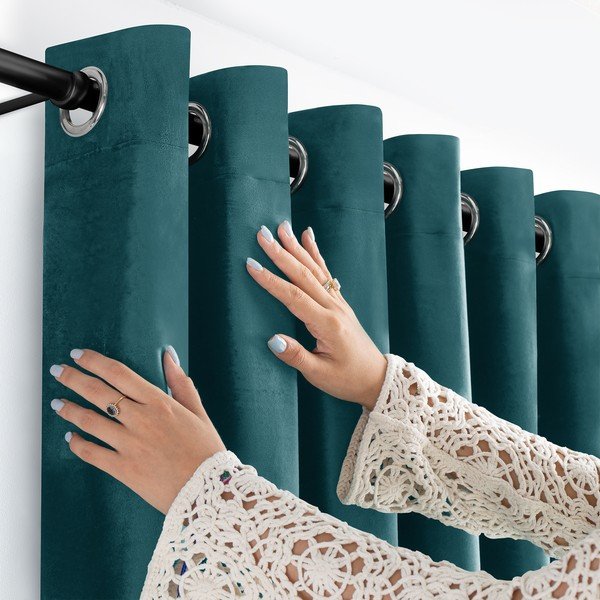 Draperie în culoarea petrolului dimout (semi-opacă) din catifea 530x225 cm Velto – Filumi-image-3