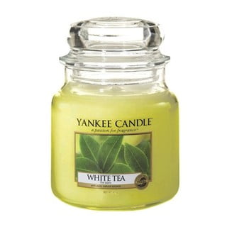 Lumânare parfumată Yankee Candle White Tea, timp de ardere 65 h