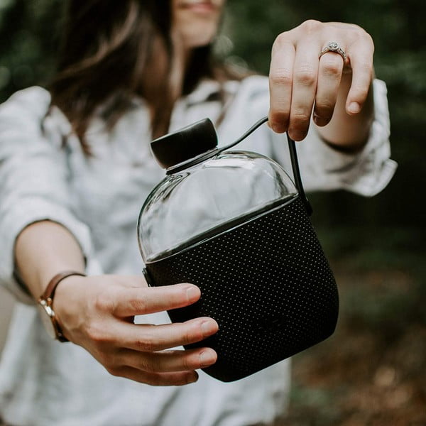 Sticlă pentru apă cu agățătoare HIP Space, 650 ml, albastru-image-1