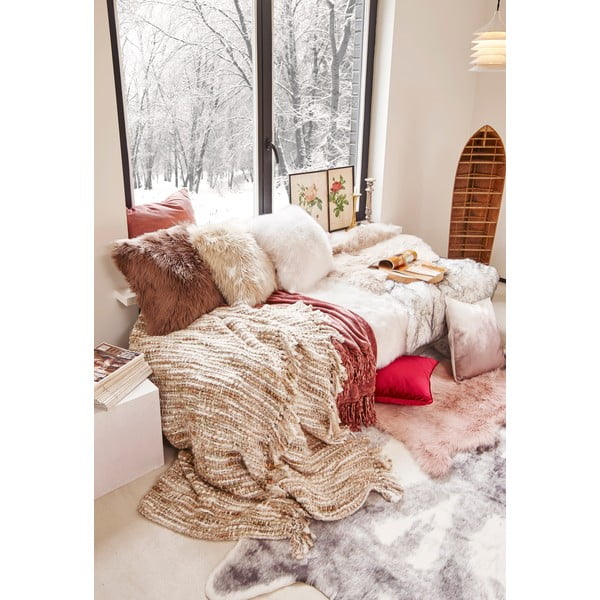 Pernă decorativă din blană artificială Tiseco Home Studio, 45 x 45 cm, maro-image-1