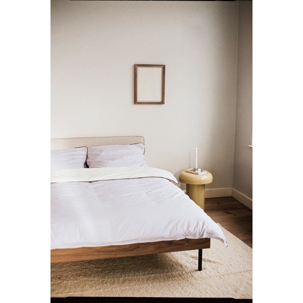 Pat matrimonial în culoare naturală închisă tapițat/din  placă aglomerată de lemn cu aspect de lemn de nuc cu somieră 200x200 cm Streiko – noo.ma-image-3