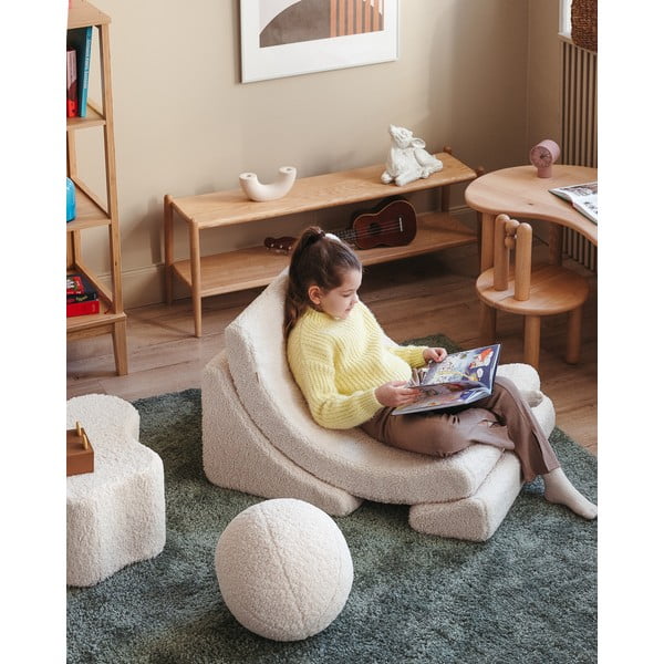 Fotoliu de copii crem cu tapițerie din țesătură bouclé Moon – Wigiwama-image-1